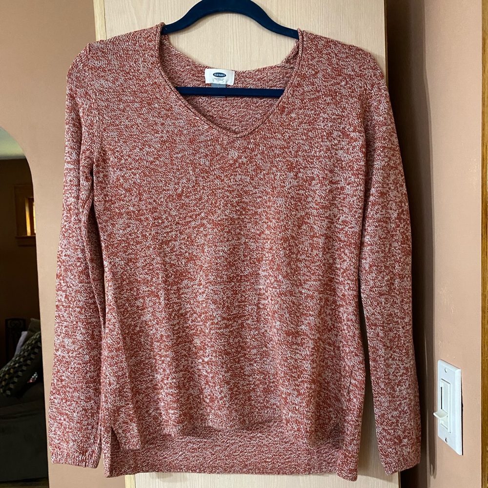 Old Navy Women’s V-Neck Knit Sweater